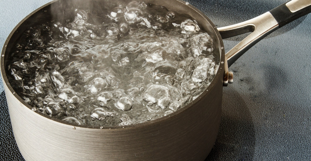 Does boiling water kill bacteria?